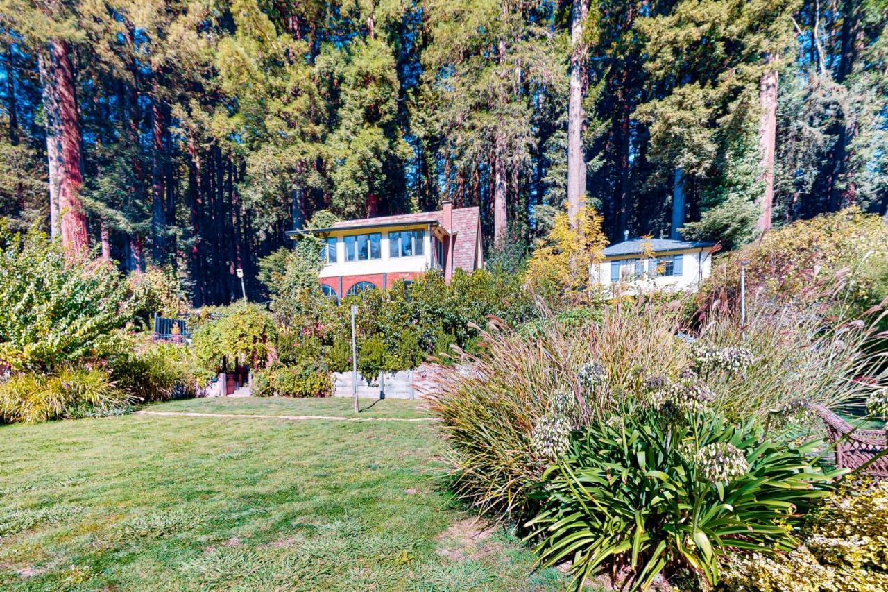 Gatsby Villa Monte Rio Exterior photo